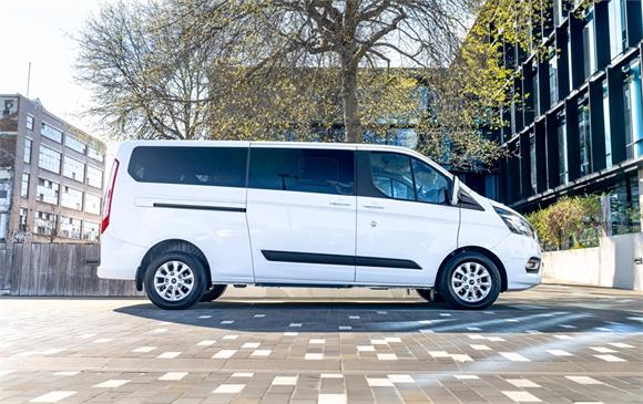 2022 Ford Transit Tourneo Trend 2.0