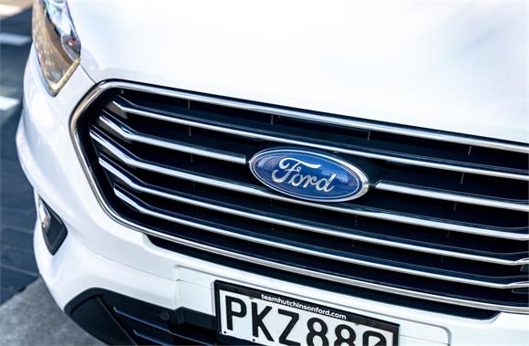 2022 Ford Transit Tourneo Trend 2.0