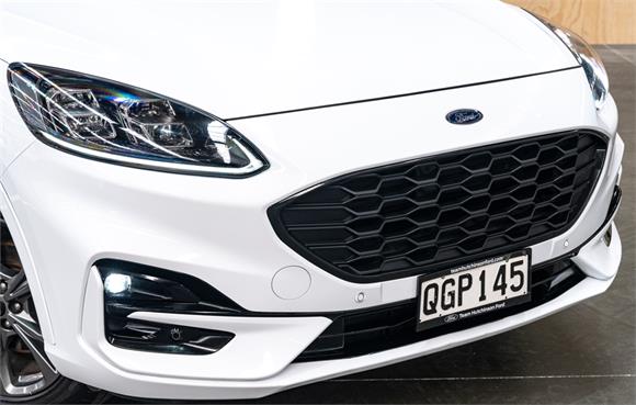 2023 Ford Escape ST-Line Hybrid