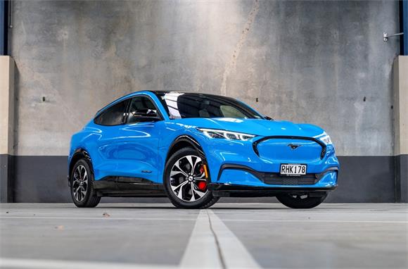 Ford Mustang AWD 98Kwh 2024