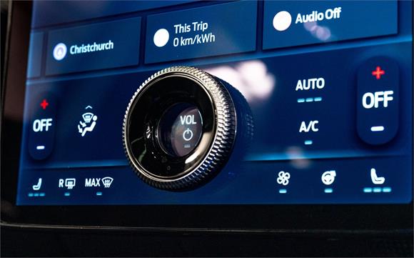 2024 Ford Mustang AWD 98Kwh