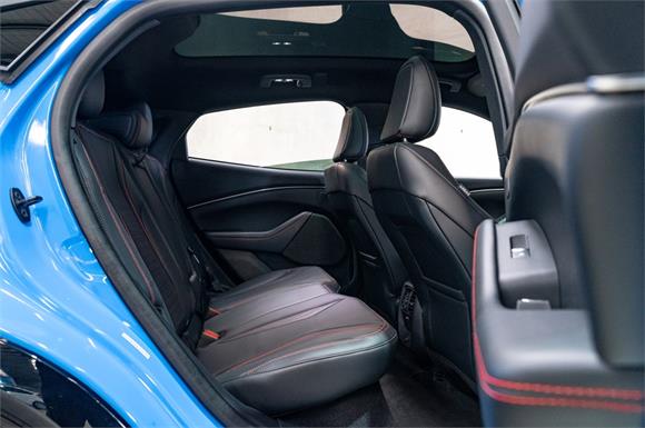 2024 Ford Mustang AWD 98Kwh