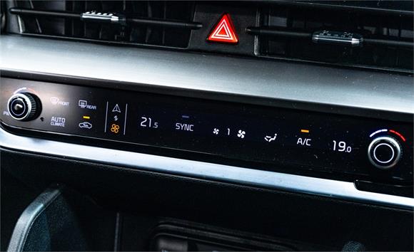 2023 Kia Sportage LX+ 2.0L 4WD