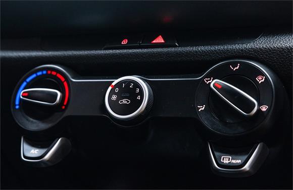 2023 Kia Stonic LX 1.4 Petrol