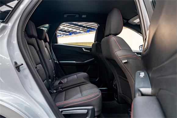 2023 Ford Escape St-Line 2.5 AWD Hybrid