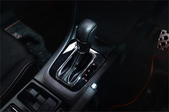 2015 Subaru XV 2.0 Symmetrical All-Wheel Drive