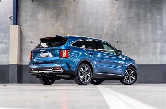 2022 Kia Sorento Deluxe 2.2L 4WD