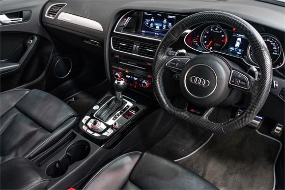2014 Audi RS4 Avant