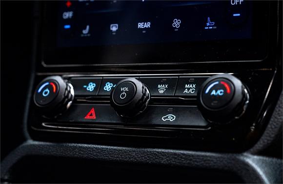 2025 Ford Everest Sport 2.0L 4WD