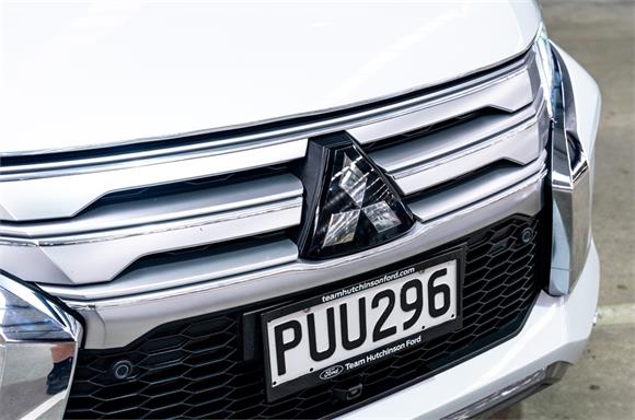 2023 Mitsubishi Pajero VRX 2.4L 4WD