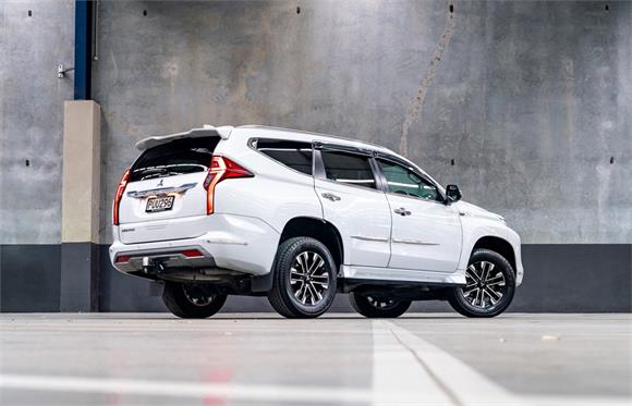 2023 Mitsubishi Pajero VRX 2.4L 4WD