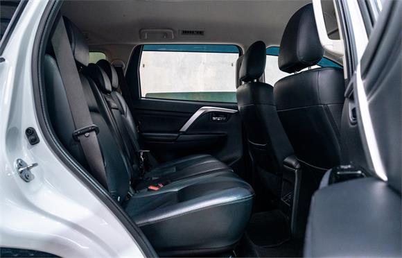 2023 Mitsubishi Pajero VRX 2.4L 4WD