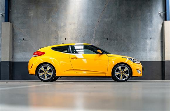 2016 Hyundai Veloster 1.6