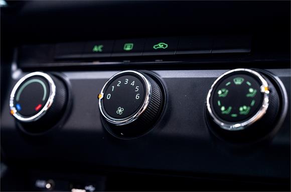 2016 Skoda Octavia TSI 110Kw 7DSG L/B 1