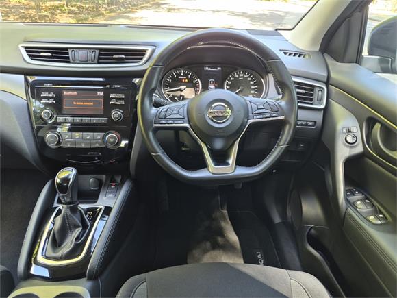 2020 Nissan Qashqai ST 2.0P/CVT