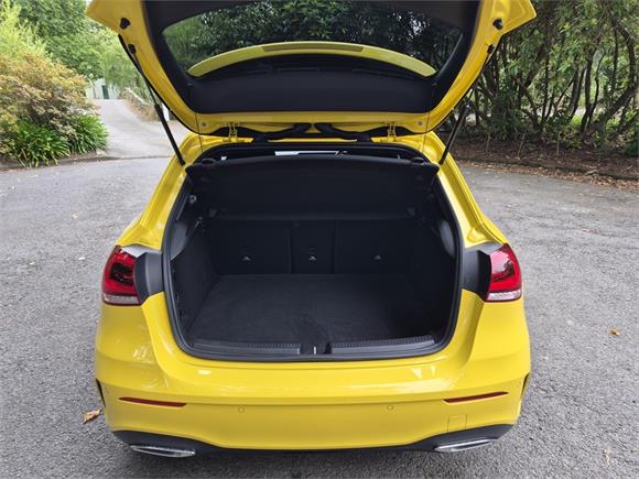 2022 Mercedes-Benz A 180 1.3P/7AT