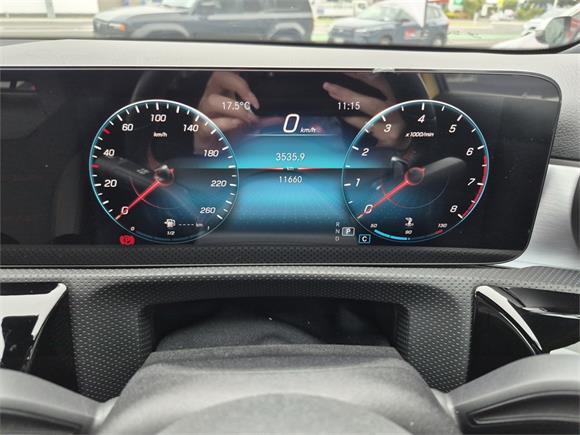 2022 Mercedes-Benz A 180 1.3P/7AT