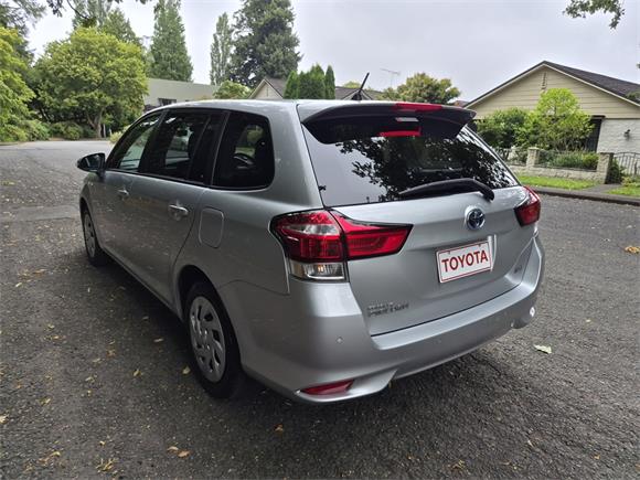 2020 Toyota Corolla 1.5 Hybrid Wagon CVT 2WD (NKE165G-AWXNB-1)