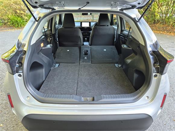 2024 Toyota Yaris Cross Cross GX 1.5P HV ECVT FWD SUV/5D/5S (MXJGA-NM1)