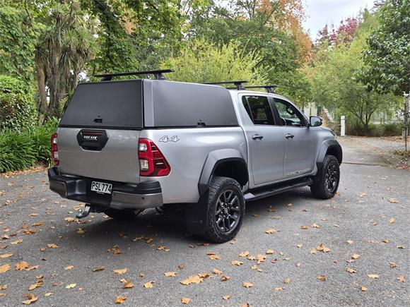 2023 Toyota Hilux SR5 Cruiser 2.8DT 6AT 4WD (KFDTR-NM1)