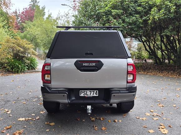 2023 Toyota Hilux SR5 Cruiser 2.8DT 6AT 4WD (KFDTR-NM1)