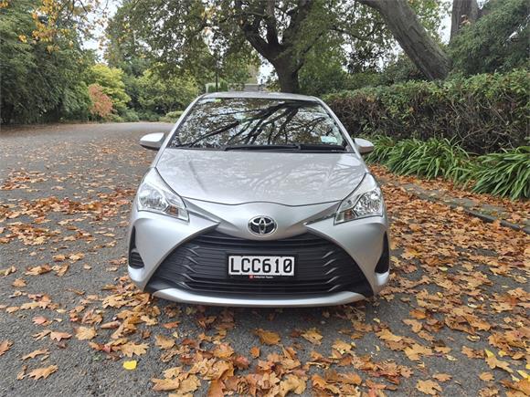 2017 Toyota Yaris GX 1.3P 4AT FWD9YSAG-NM1)