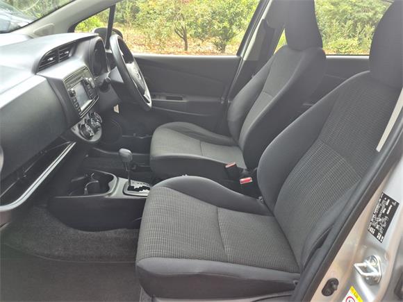 2017 Toyota Yaris GX 1.3P 4AT FWD9YSAG-NM1)