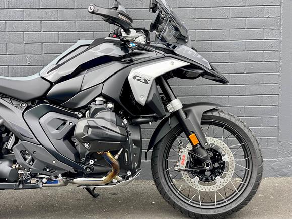 New BMW R1300GS