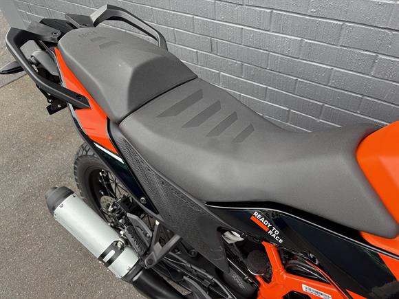 New KTM 390 SPOKED WHEEL