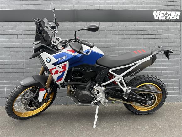 New BMW F900GS