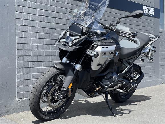 New BMW R1300GS ADVENTURE