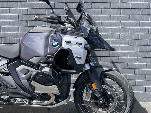 New BMW R1300GS ADVENTURE