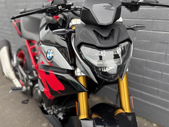 New BMW G310R