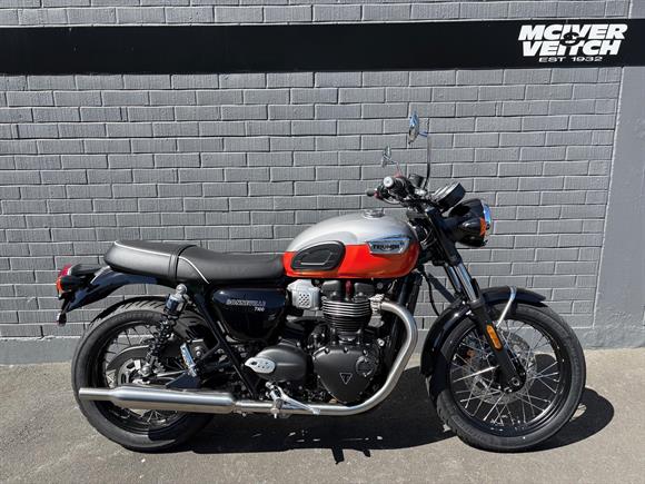 Triumph Bonneville T100 2025