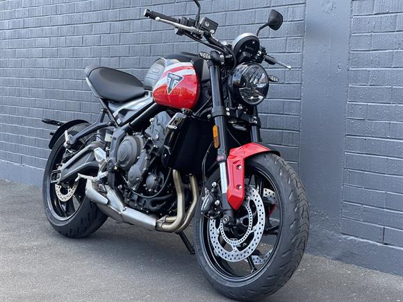 New Triumph Trident LAMs 660