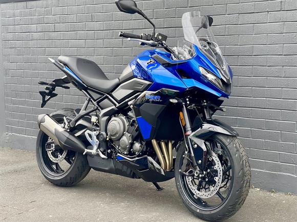New Triumph Tiger Sport 800