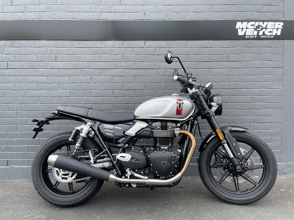 Triumph Speed Twin 900 2025