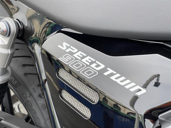 New Triumph Speed Twin 900