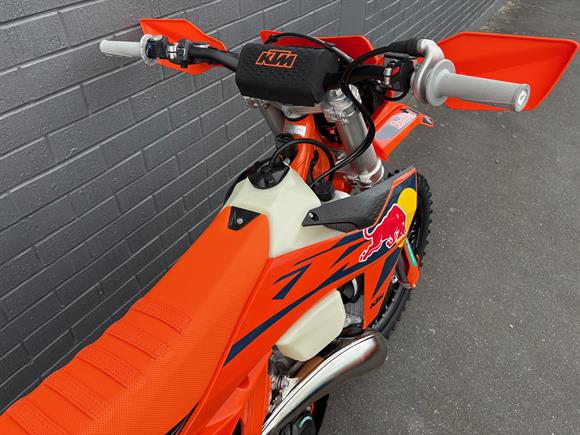 New KTM 300 EXC CHAMPION EDITION