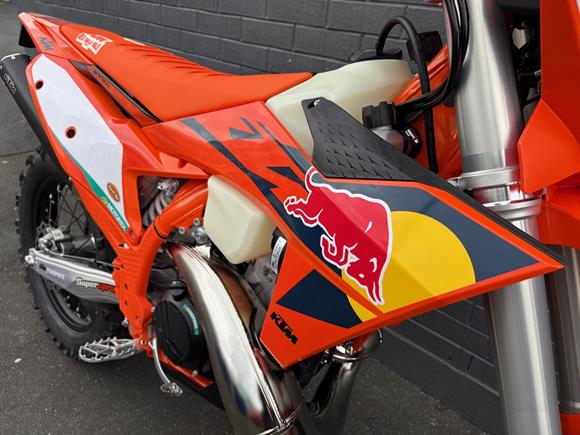 New KTM 300 EXC CHAMPION EDITION