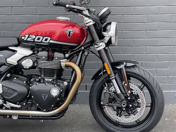 New Triumph Speed Twin 1200