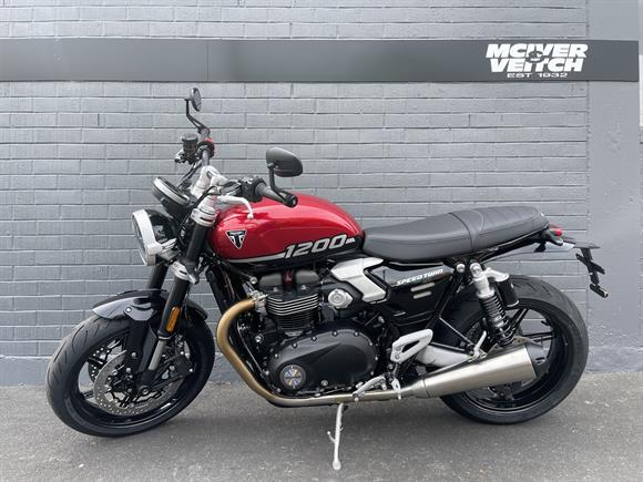 New Triumph Speed Twin 1200