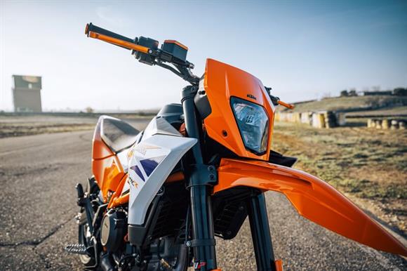 New KTM 390 SMC R