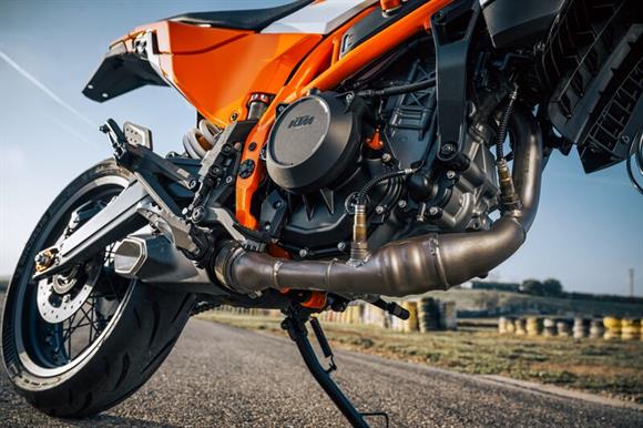 New KTM 390 SMC R