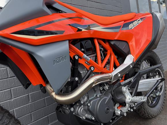 New KTM 690 Enduro R