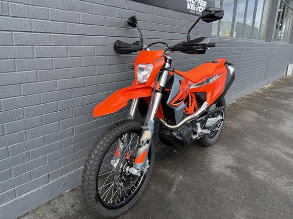 New KTM 690 Enduro R