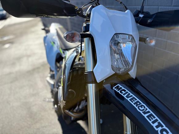 New Triumph TF 250-E