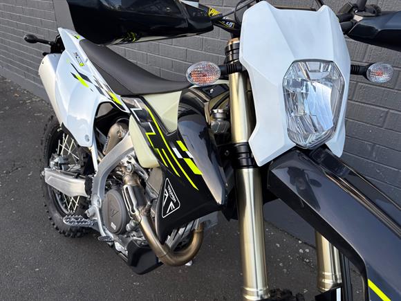 New Triumph TF 450-E