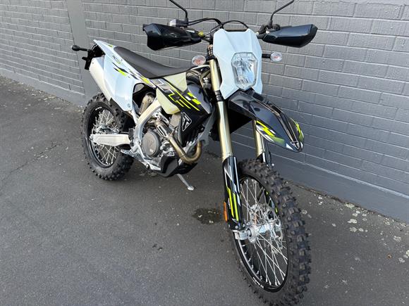 New Triumph TF 450-E