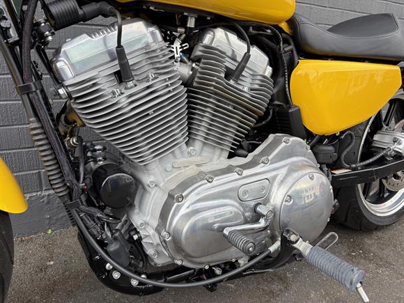 2012 Harley-Davidson Sportster 883 Super Low